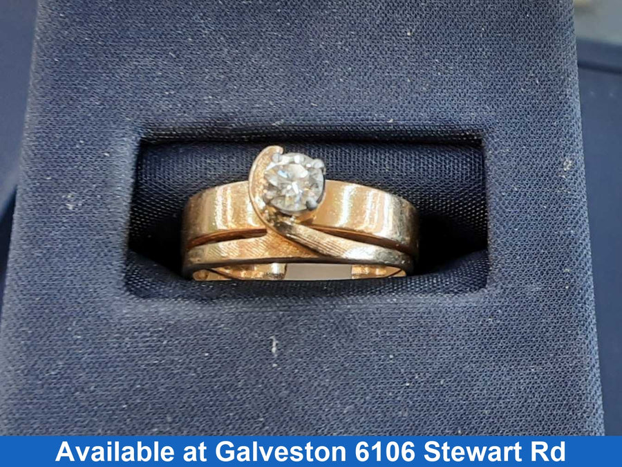 Women's Ring - Solitaire - Yellow Gold 14k (.585) 4.2 grams Size 4.5