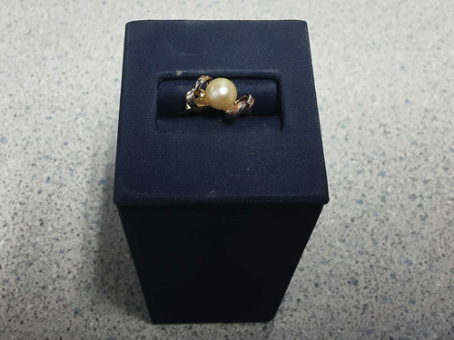 Women's Ring - Silver 2.3 grams Size 6