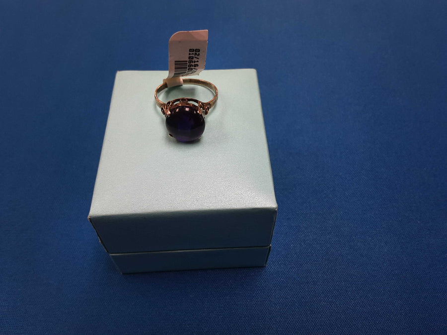 Women's Ring - Yellow Gold 10k (.417) 2.4 grams Size 6