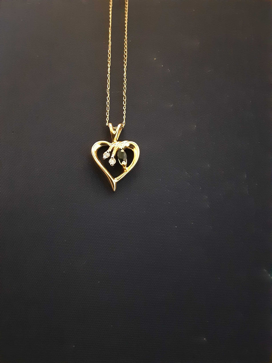Pendant - Yellow Gold 10k (.417) 0.7 grams