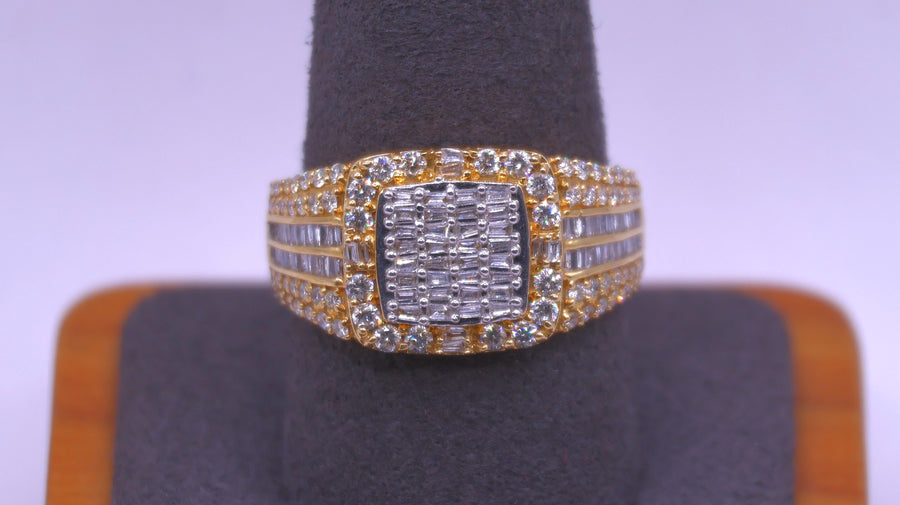 Men's Ring - Yellow Gold 10k (.417) 6.2 grams Size 10