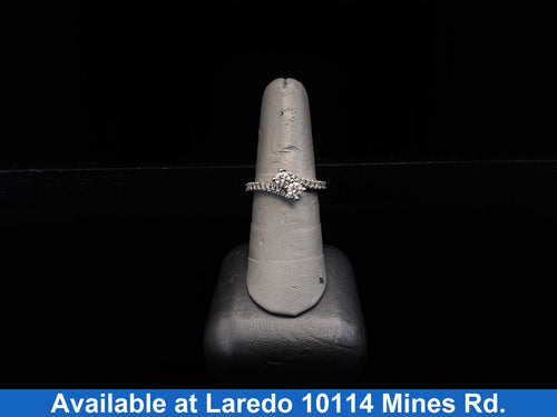 Women's Ring - White Gold 14k (.585) 4 grams Size 7