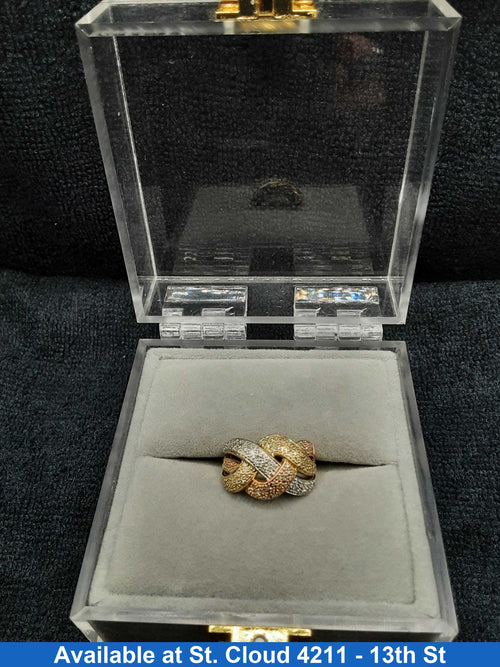 Woman's Tricolor Ring