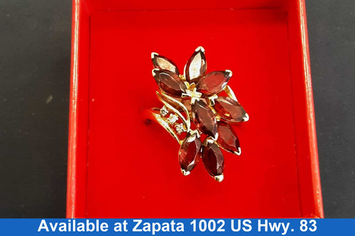 Women's Ring - Yellow Gold 14k (.585) 6.4 grams Size 7.5
