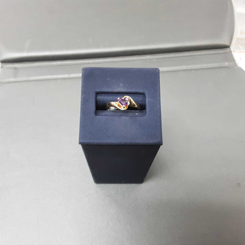 Women's Ring - Yellow Gold 10k (.417) 1.7 grams Size 6.5