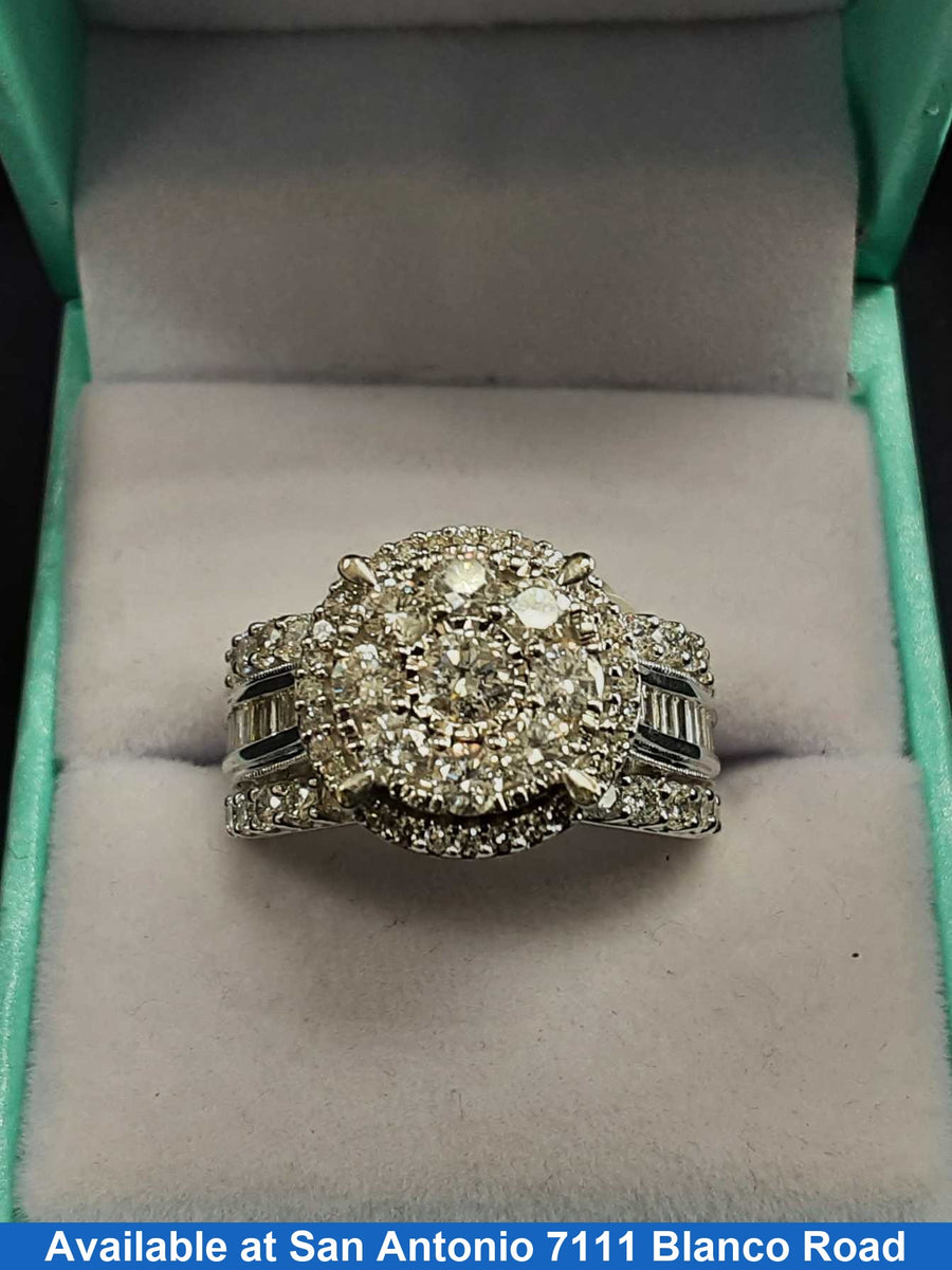 Women's Ring - White Gold 10k (.417) 7.8 grams Size 8