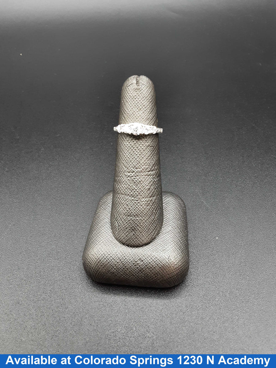 Women's Ring - White Gold 14k (.585) 2.5 grams Size 4.5