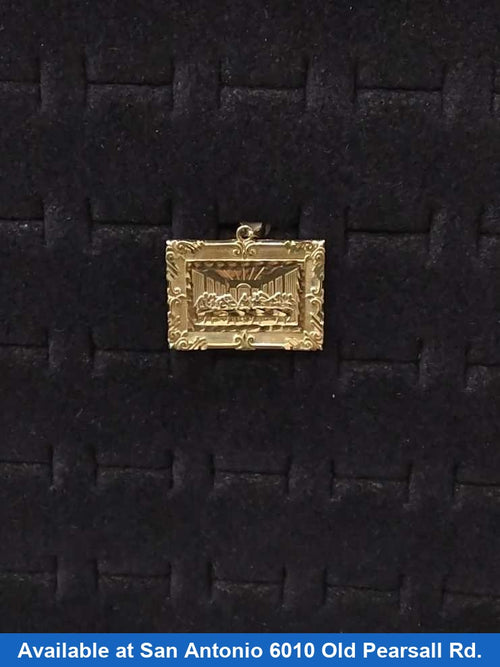 Religious Pendant - Yellow Gold 10k (.417) 4.6 grams
