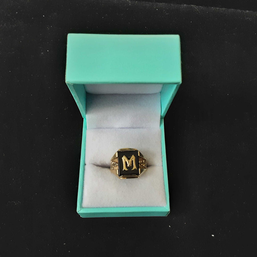 Men's Ring - Yellow Gold 10k (.417) 3.7 grams Size 7