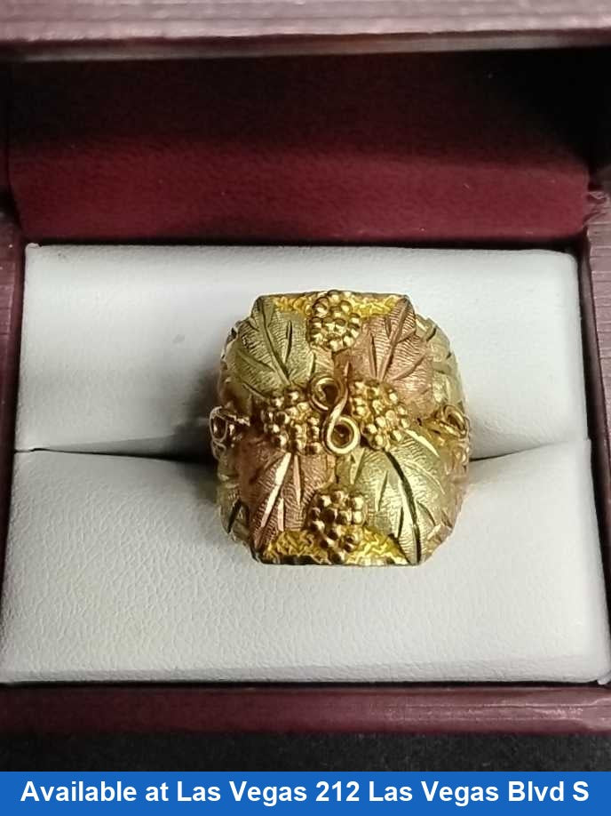Men's Ring - Black Hills Gold 10k (.417) 14.6 grams Size 7