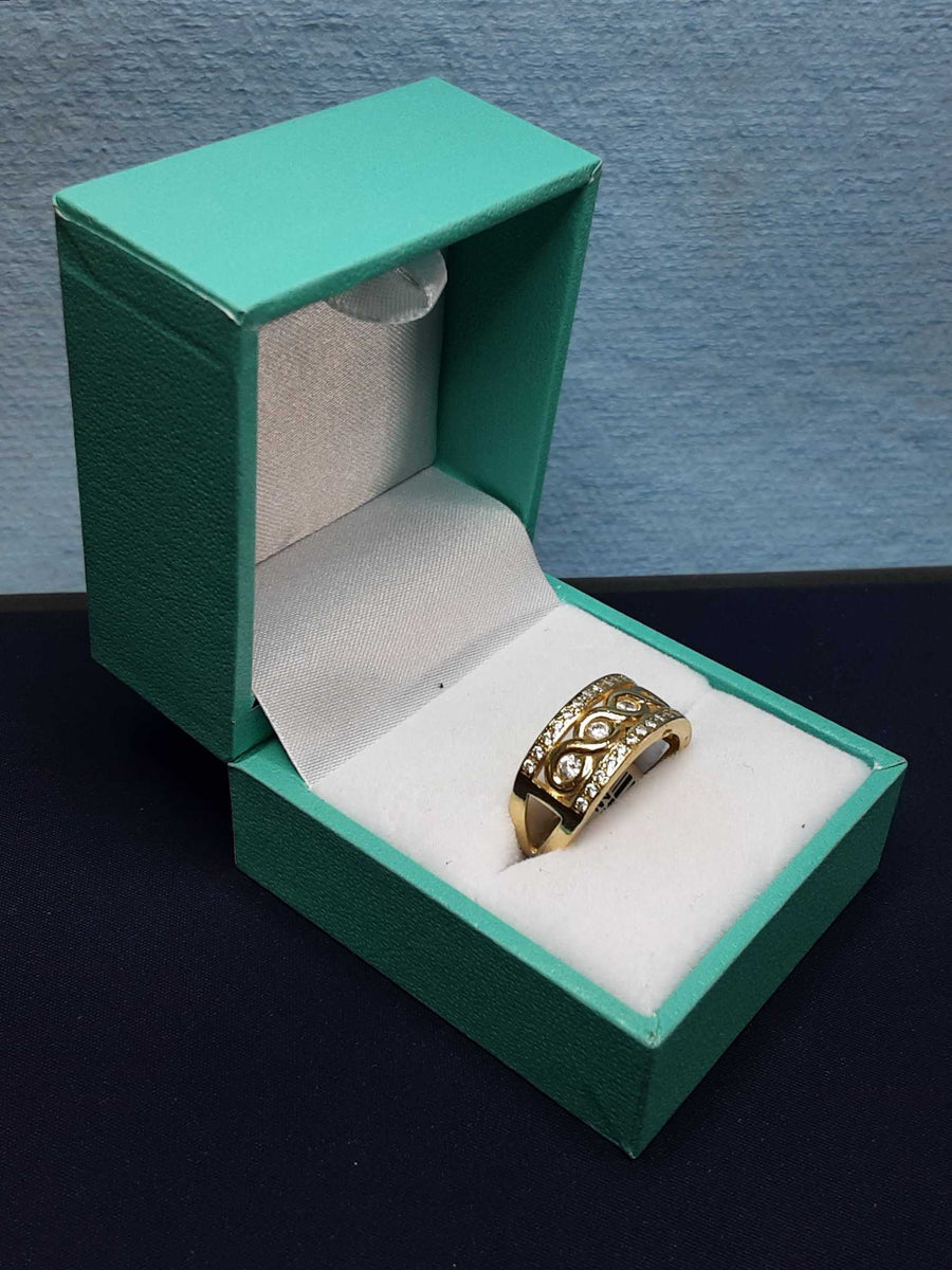 Women's Ring - Yellow Gold 10k (.417) 3.5 grams Size 7