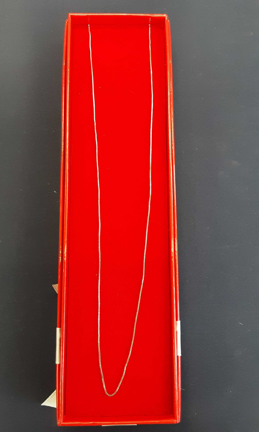 Box Chain - White Gold 10k (.417) 0.8 grams 16 inch