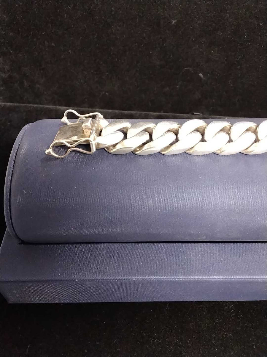 Cuban Link Bracelet - Silver 132.9 grams 10 inch