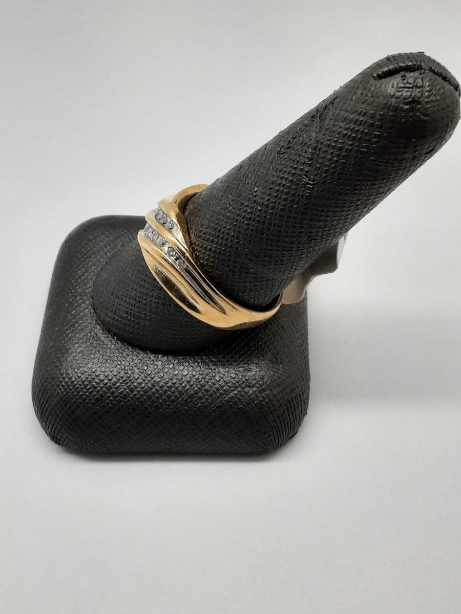 Ring - Wedding Band - Yellow Gold 10k (.417) 3.4 grams Size 8
