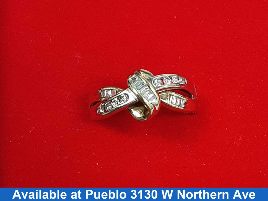 Women's Ring - Yellow Gold 10k (.417) 3.1 grams Size 7.5