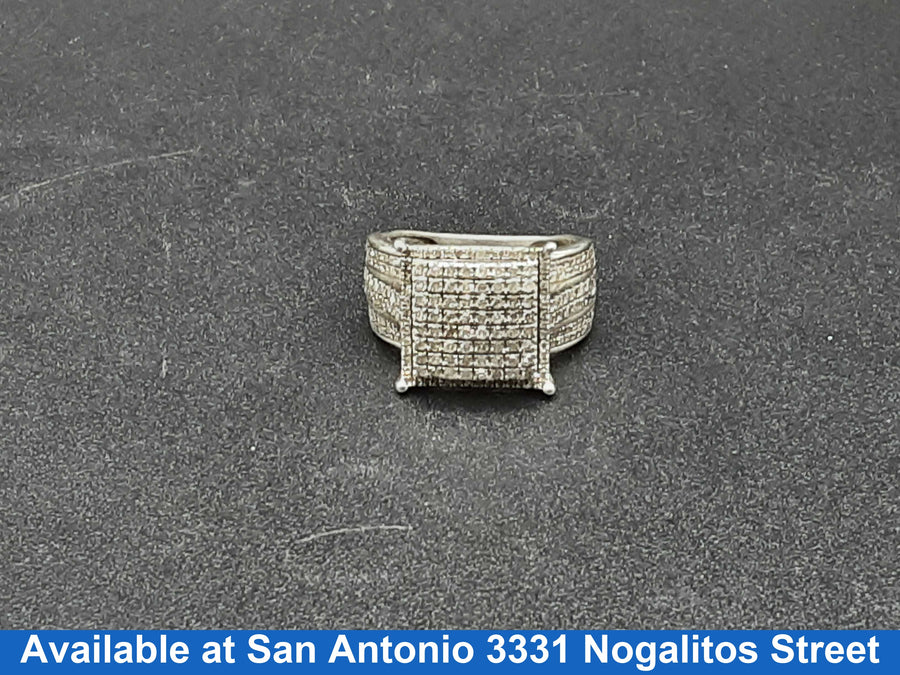 Women's Ring - Silver 6.8 grams Size 7.5