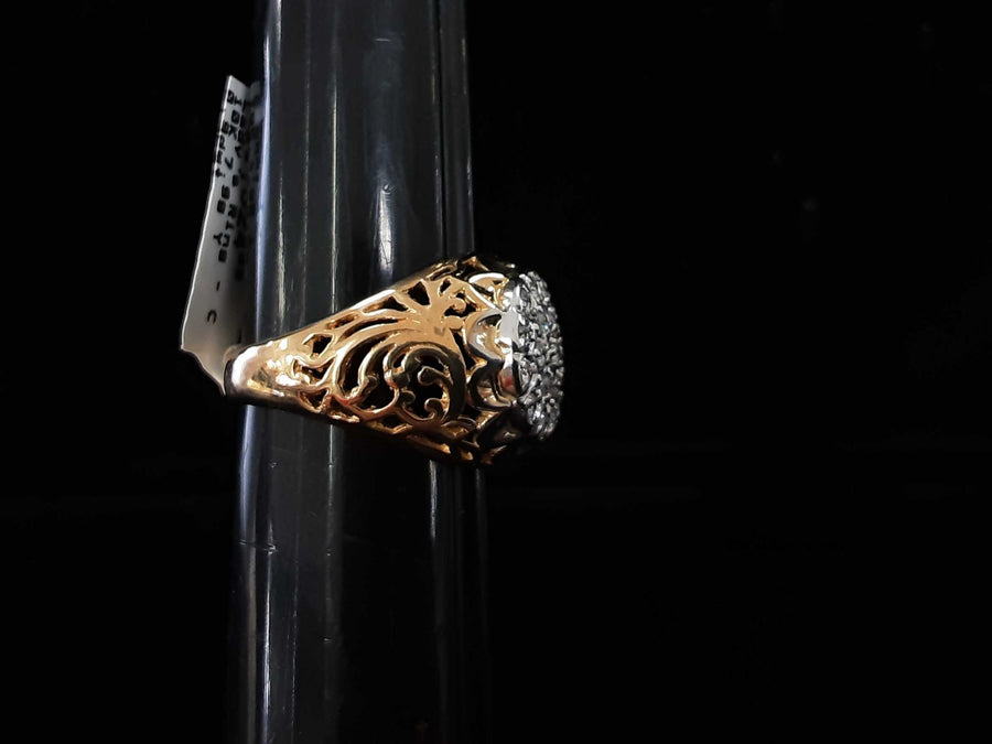 Women's Ring - Yellow Gold 10k (.417) 7.9 grams Size 10