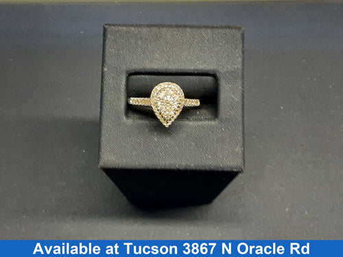 Women's Ring - White Gold 10k (.417) 2.5 grams Size 8