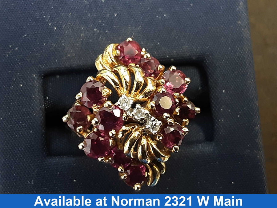 Women's Ring - Yellow Gold 14k (.585) 5.2 grams Size 8