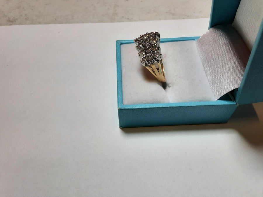 Women's Ring - Yellow Gold 14k (.585) 6.3 grams Size 6.5