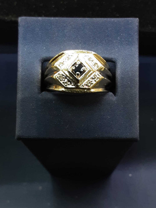 Men's Ring - Yellow Gold 10k (.417) 8.2 grams Size 7