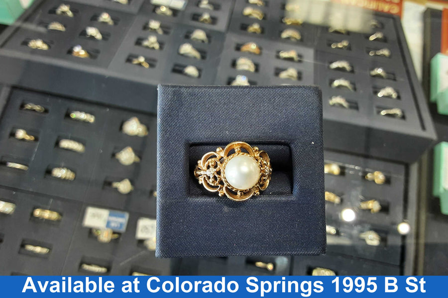 Women's Ring - Yellow Gold 10k (.417) 3.4 grams Size 7