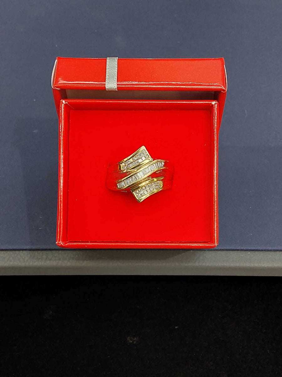 Women's Ring - Yellow Gold 10k (.417) 5.5 grams Size 20