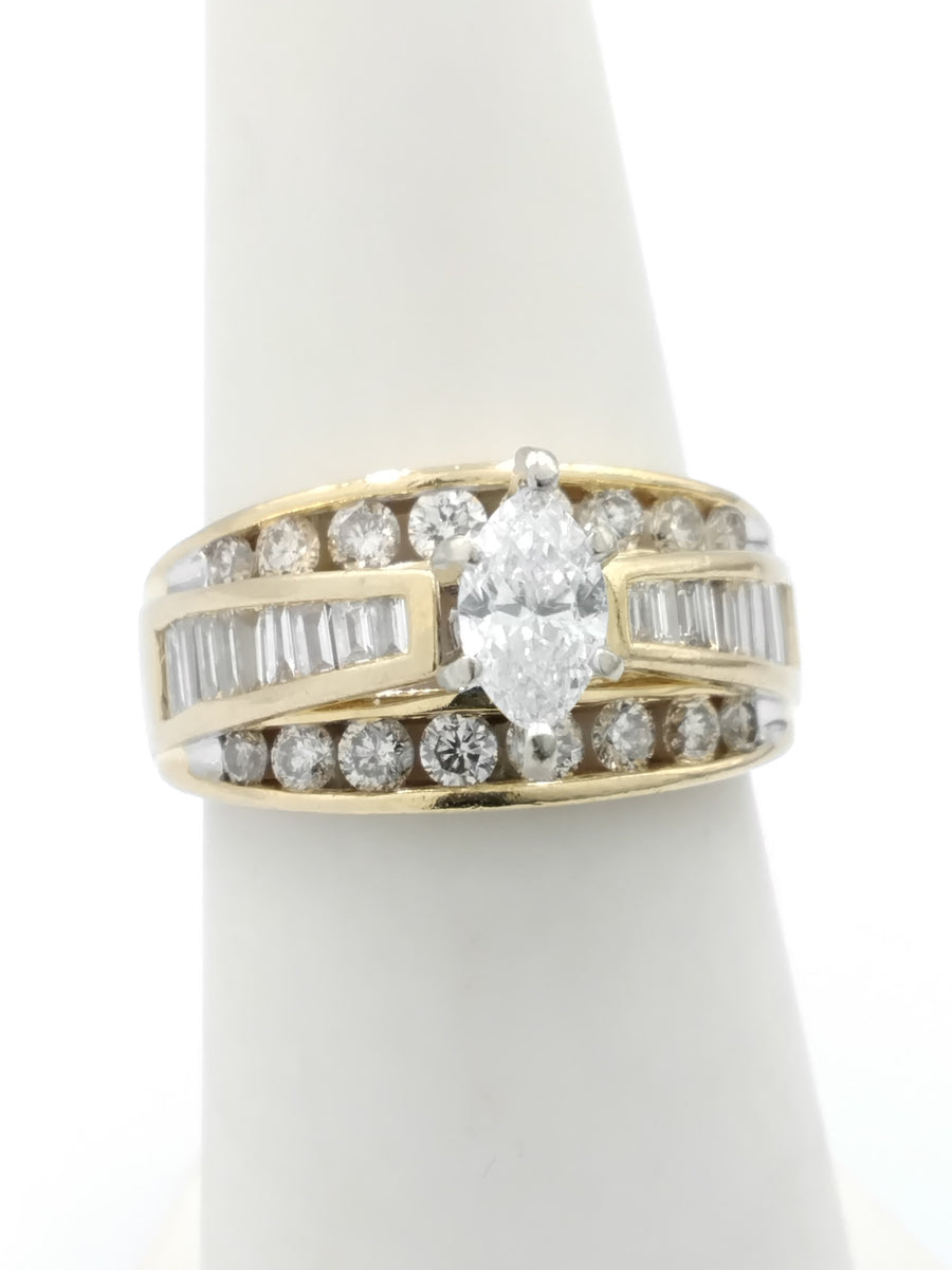 Ring - Wedding Band - Yellow Gold 14k (.585) 6.9 grams Size 6.5