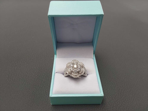 Women's Ring - White Gold 14k (.585) 10 grams Size 7