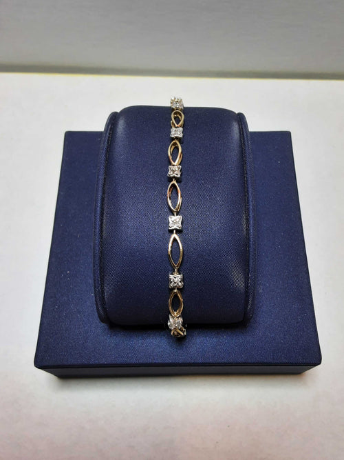 Bracelet - Yellow Gold 10k (.417) 6 grams 7 inch