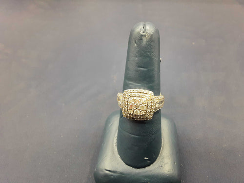 Women's Ring - Silver 4.3 grams Size 7.5