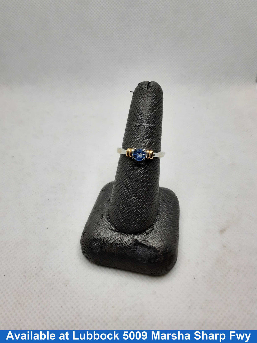 Women's Ring - White Gold 14k (.585) 3.7 grams Size 7