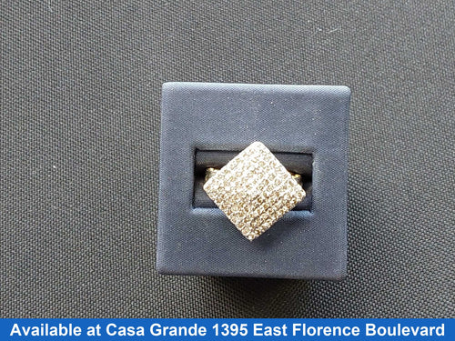 Women's Ring - Yellow Gold 10k (.417) 6.2 grams Size 7