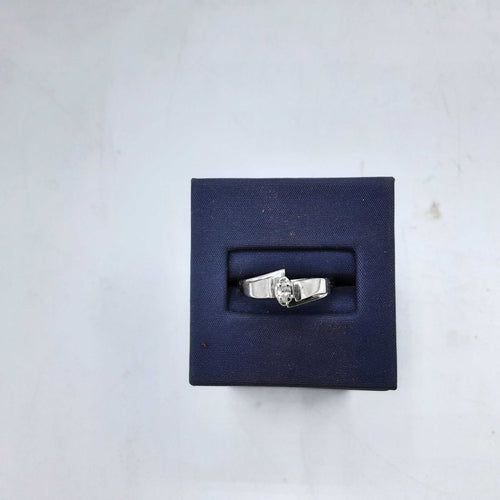 Women's Ring - Solitaire - White Gold 10k (.417) 2.5 grams Size 7