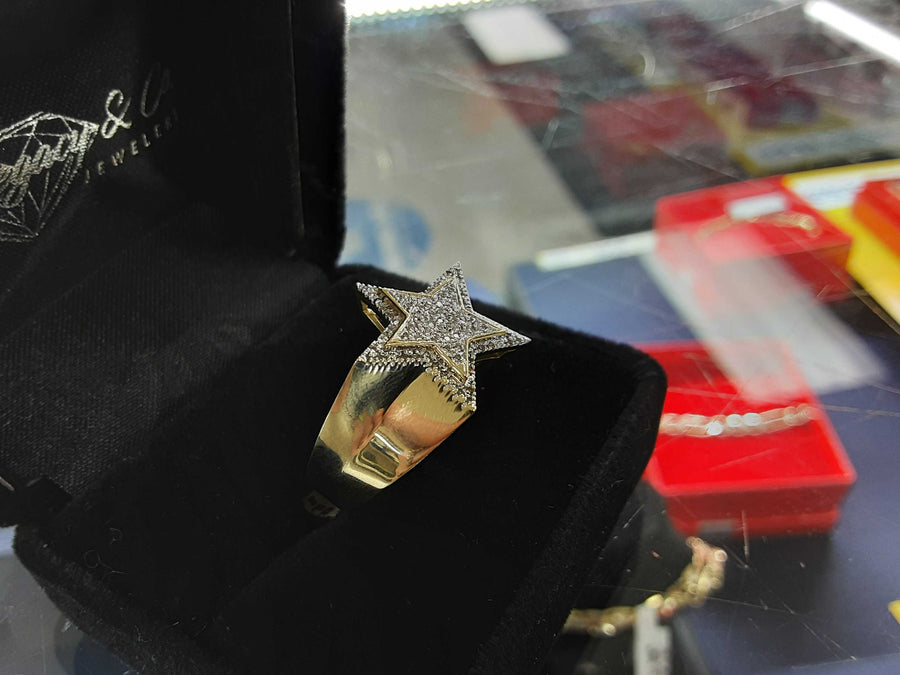 Men's Ring - Yellow Gold 10k (.417) 4 grams Size 20