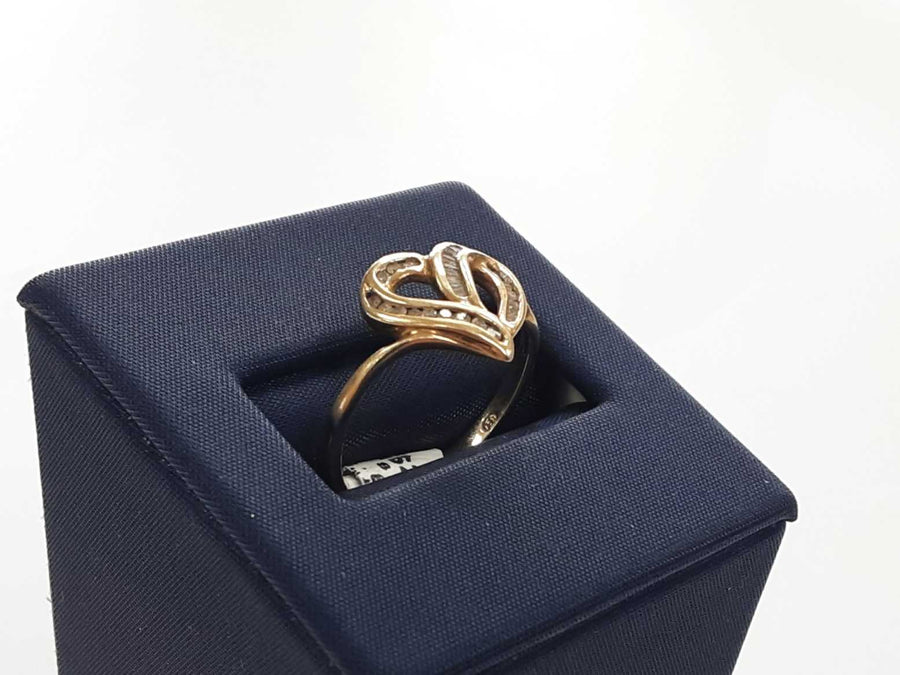 Women's Diamond Heart Ring Yellow Gold  10k Size 7.5