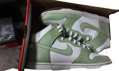 Nike Dq7680-300 Green