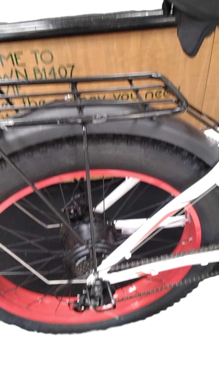 Senada Archon White Moped / Vespa