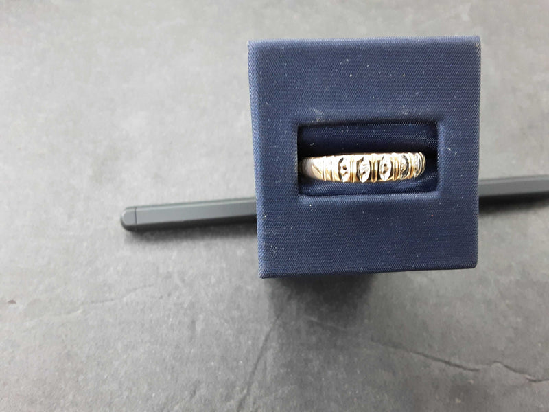 Yellow Gold 14k (.585) 2.5 grams Size 6.5