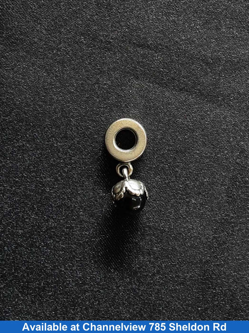Symbol Pendant - Silver 2.5 grams