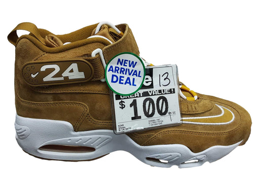 Nike Do6684-700 Beige / Tan