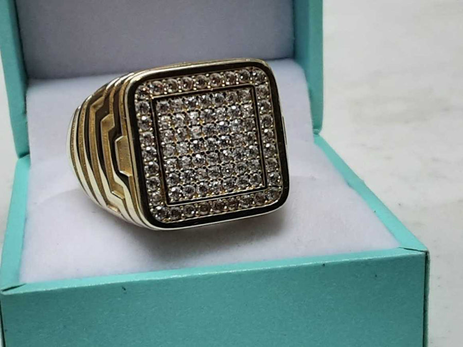 Men's Ring - Yellow Gold 10k (.417) 8.3 grams Size 12