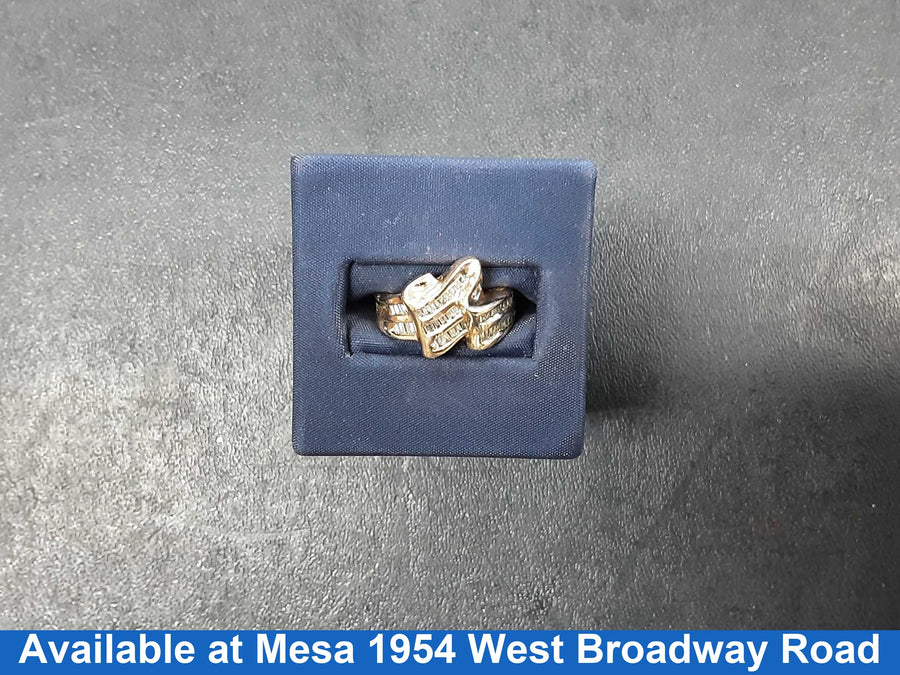 Women's Ring - Yellow Gold 10k (.417) 3.7 grams Size 6