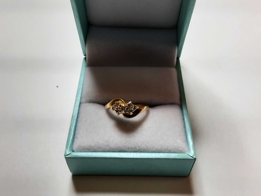 Women's Ring - Yellow Gold 18k (.750) 2.5 grams Size 3.5