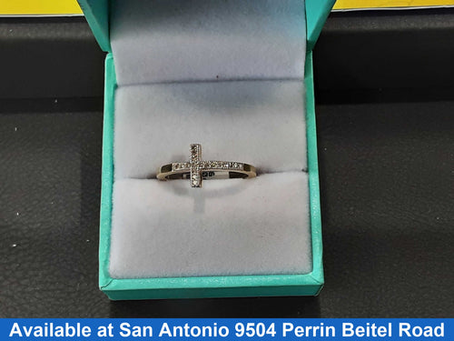 Women's Ring - Yellow Gold 10k (.417) 2.1 grams Size 7