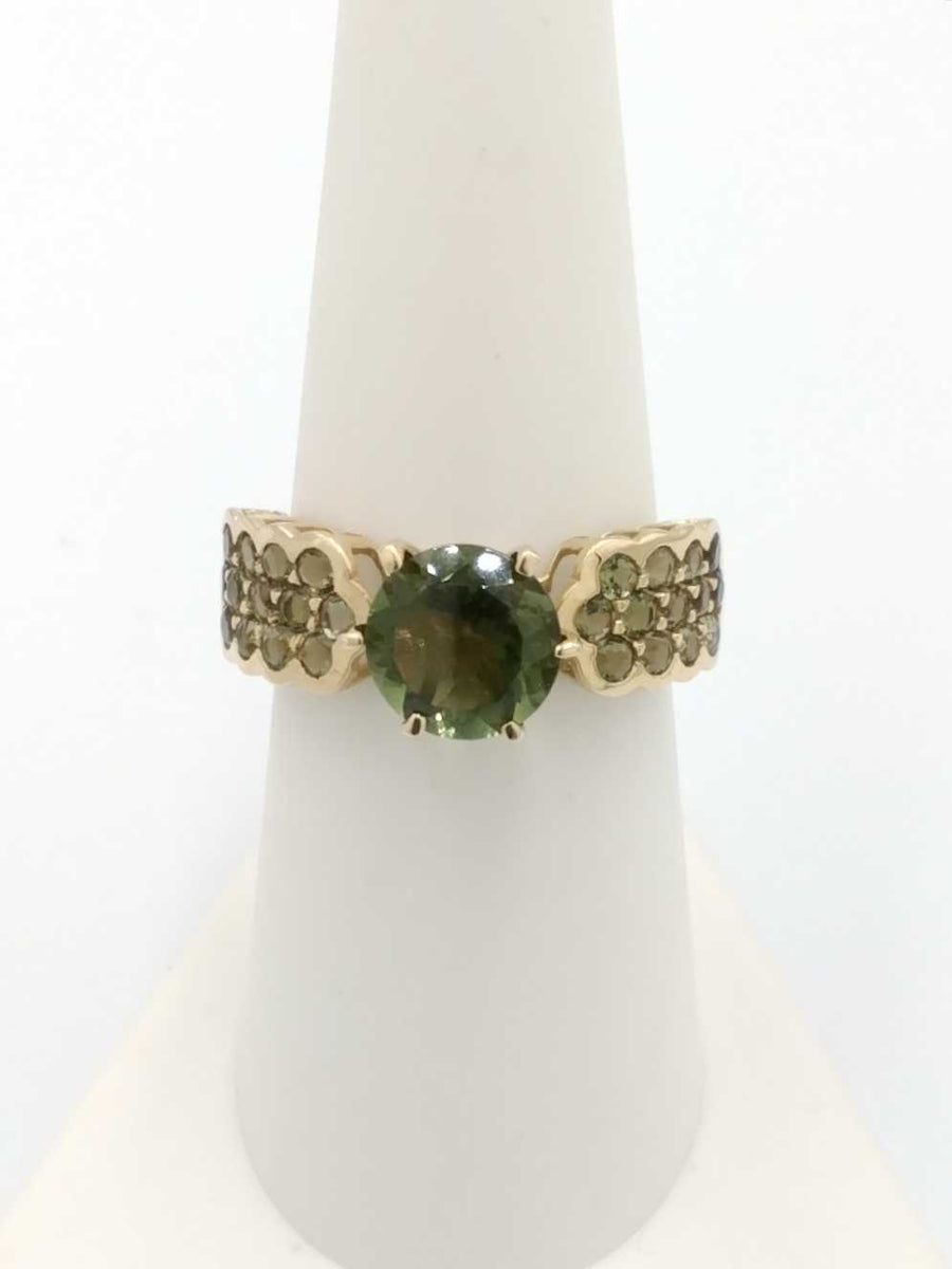 Women's Ring - Yellow Gold 10k (.417) 2.69 grams Size 7.5