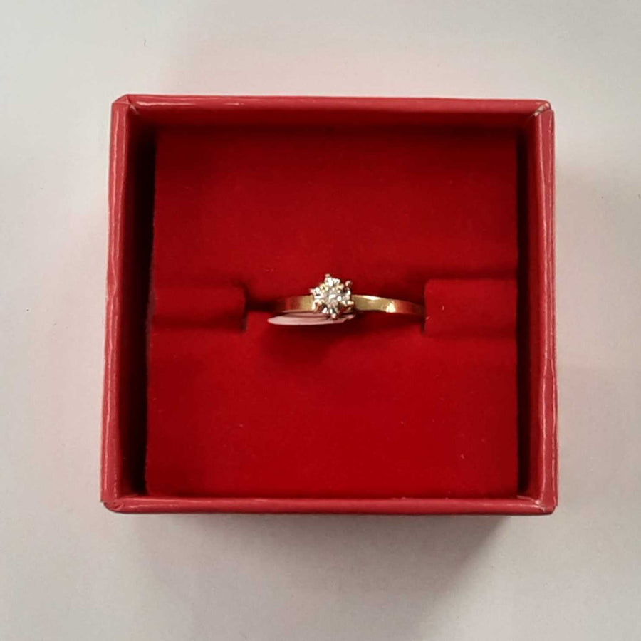 Lady's Ring - Solitaire