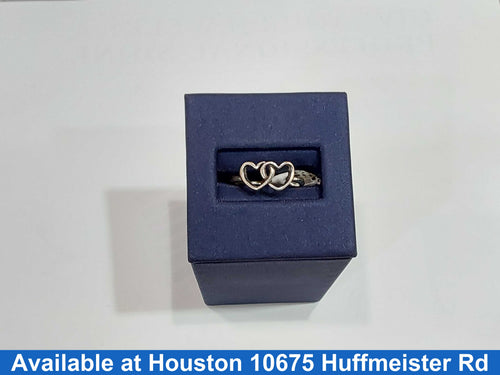 Women's Ring - Silver 1.7 grams Size 4