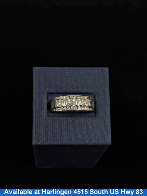 Men's Ring - White Gold 10k (.417) 4.1 grams Size 10