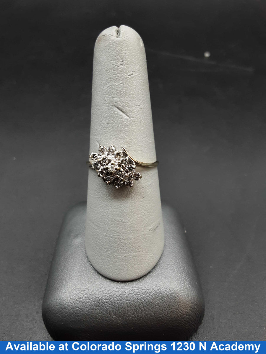 Women's Ring - Yellow Gold 10k (.417) 2.3 grams Size 8